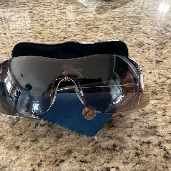 Burberry Sunglasses with Case - Picture 3 of 13